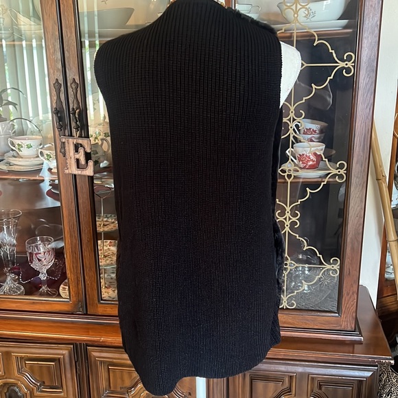 Sweater Vest Faux Fur WARM FUZZIES Comfy Soft - Picture 3 of 6
